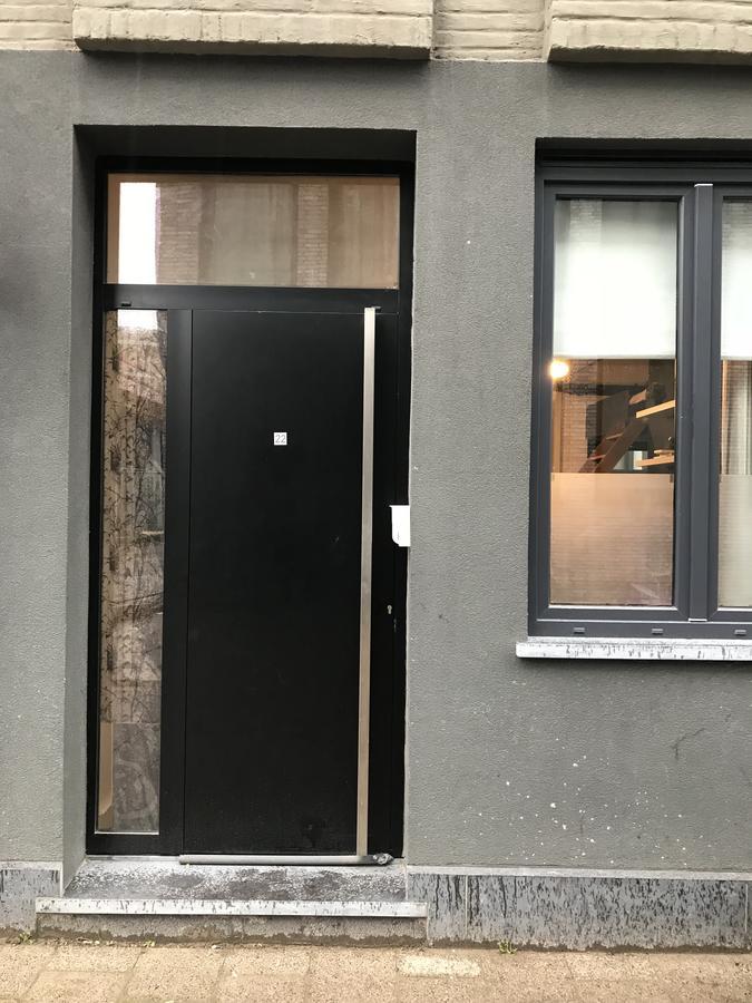 Modern Cozy Studio With Backyard Antwerpen Exteriör bild